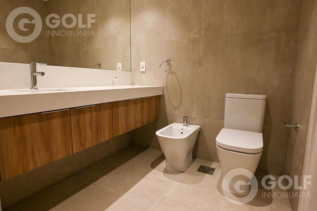 Venta de apartamento 3 dormitorios TRENTO