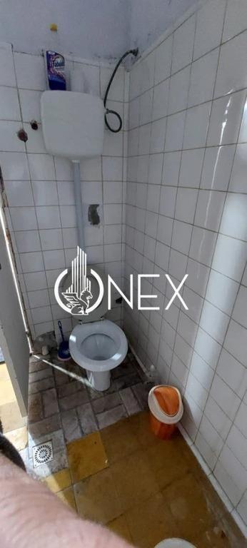 3 Casas y un local con cámara de frÃo en venta