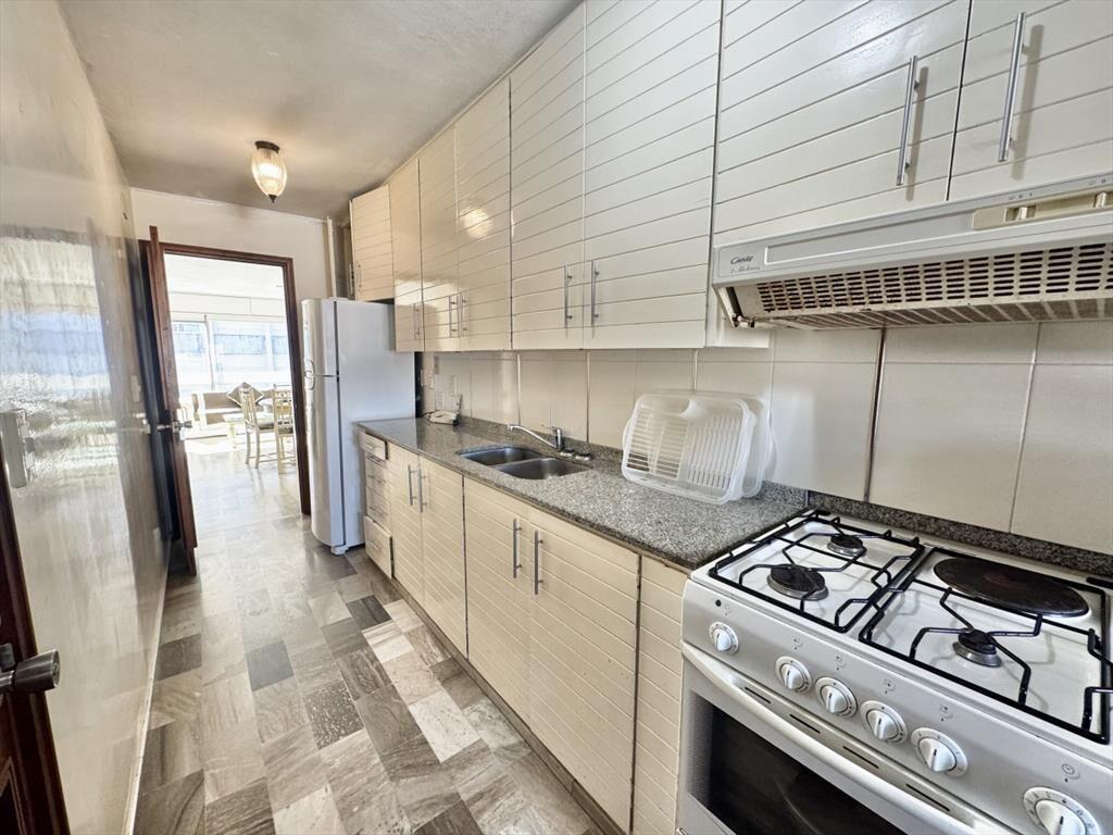 VENTA APARTAMENTO 3 DORMITORIOS - PORTO SANTO