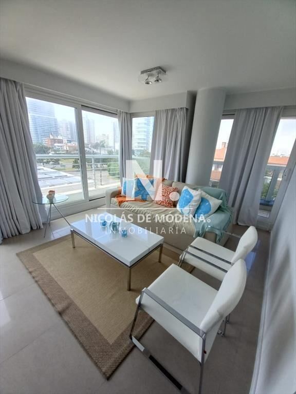 Departamento en venta de 1 suite en Alexander