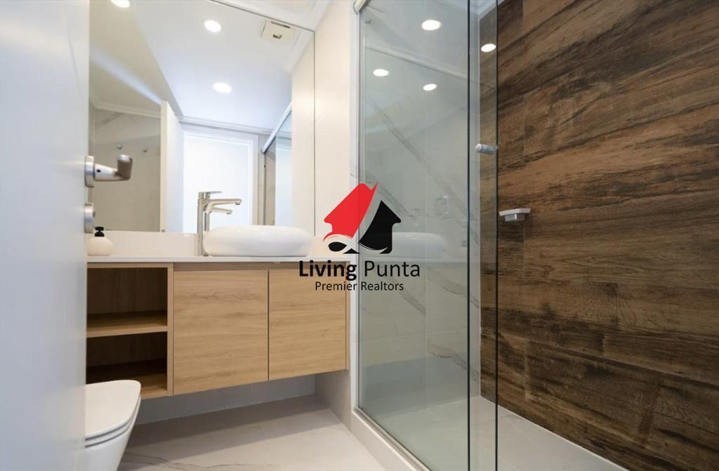 Apartamento en Alquiler de 2 dormitorio frente al