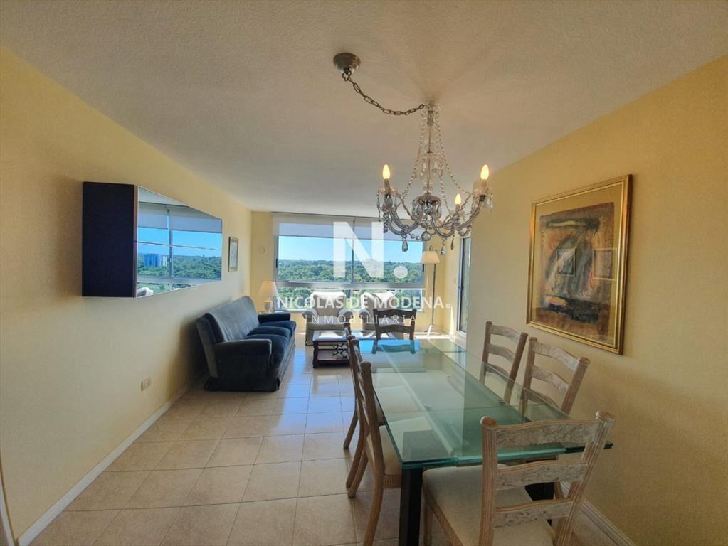 Hermoso apartamento con excelente vista!