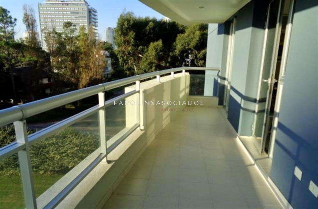 HERMOSO APARTAMENTO 3 DORMITORIOS EN VENTA