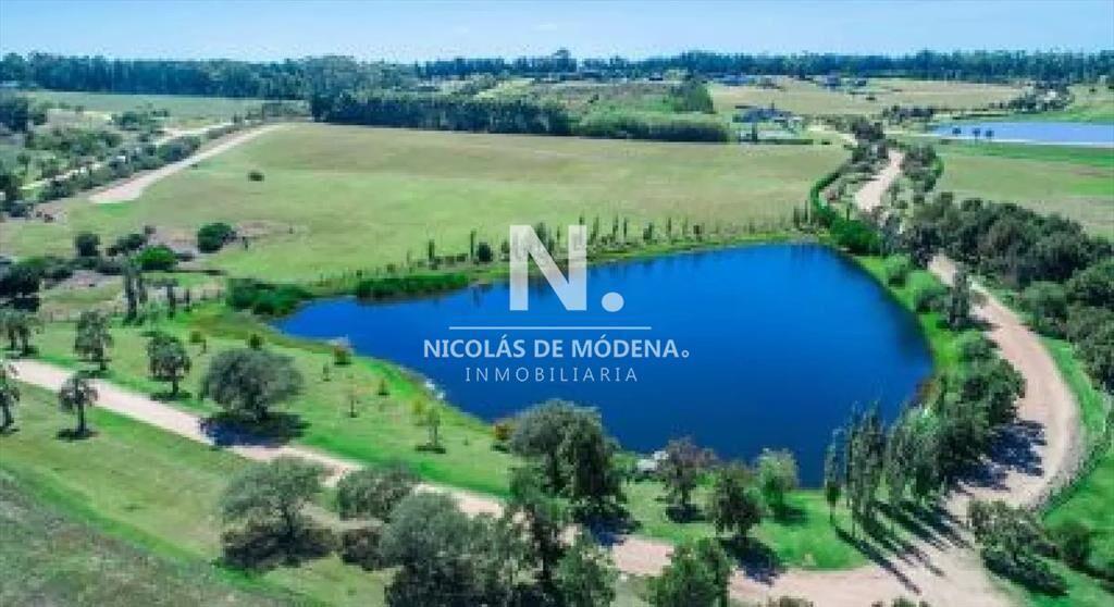Terreno de 6,978 m2 en Laguna Estates
