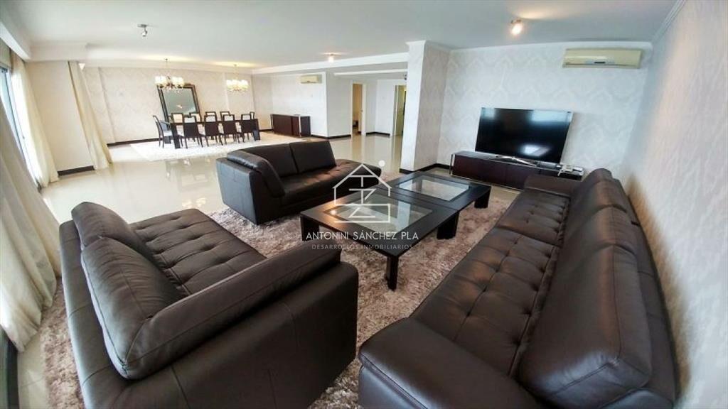 Exclusivo departamento en venta Playa Brava 4 -