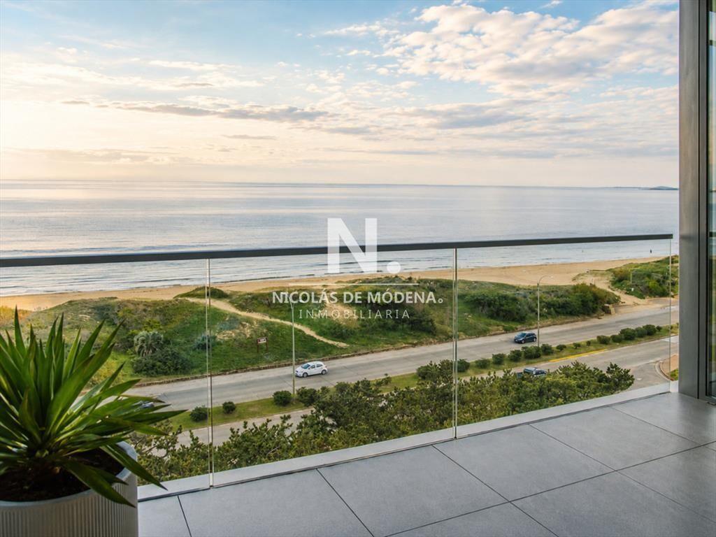 Departamento con vista al mar, en el edificio