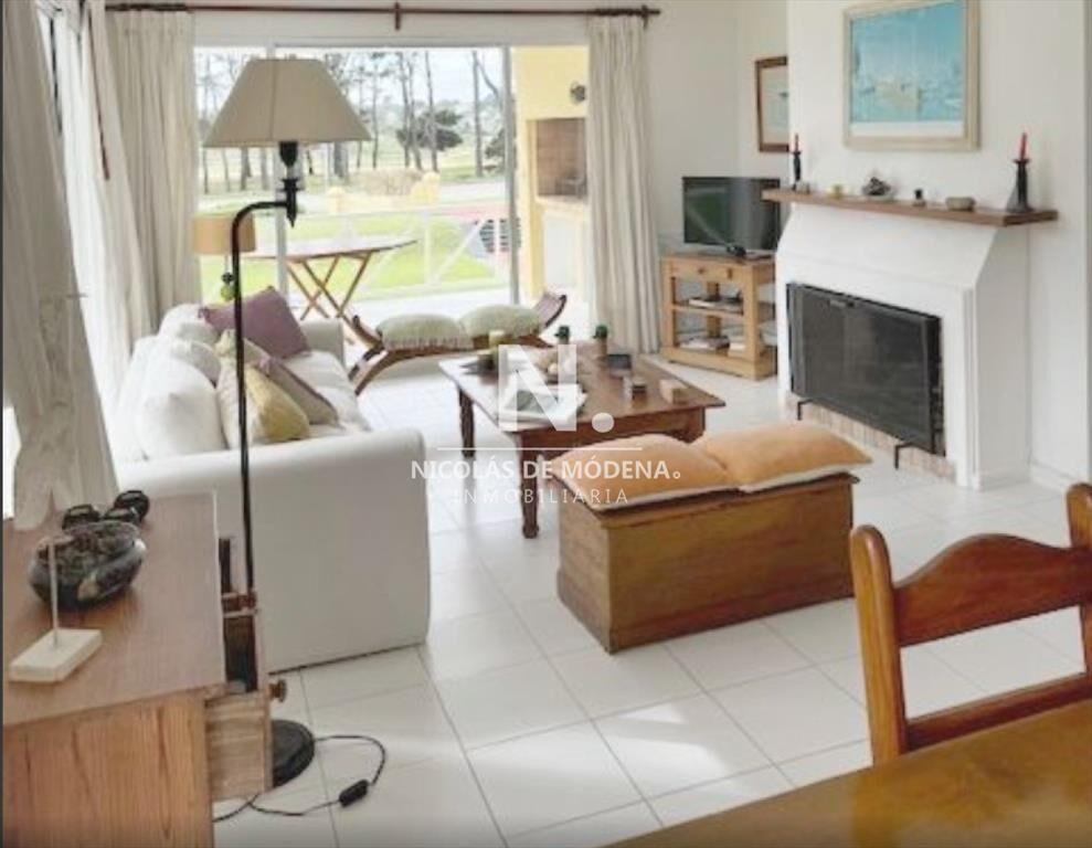 Apartamento en venta de 2 dormitorios en Punta