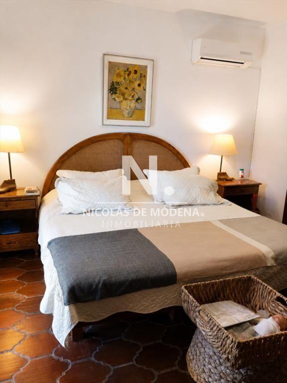 En venta casa de 5 dormitorios en Punta del Este,