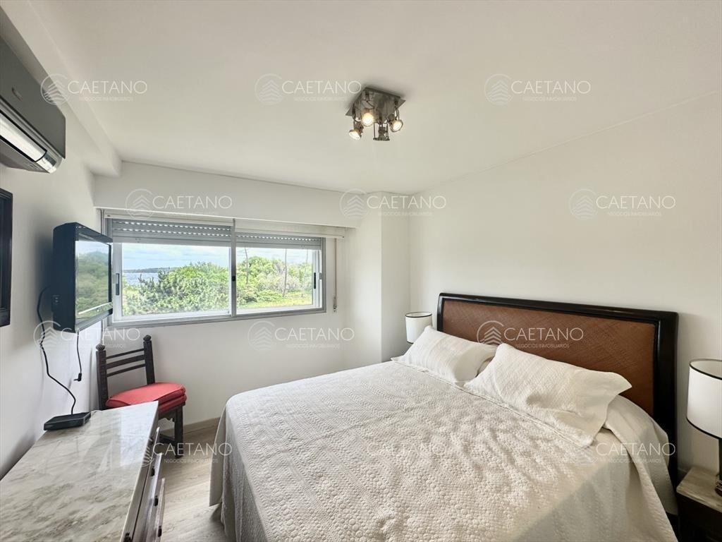 Venta Departamento - 3 Dormitorio + Servicio -
