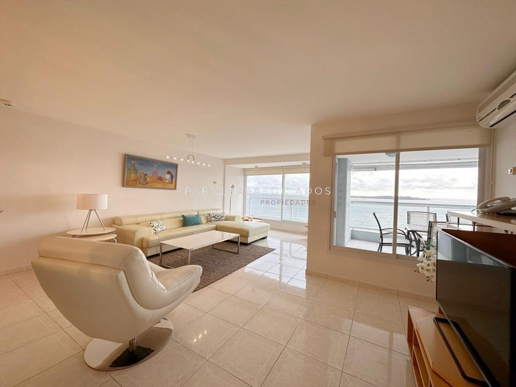Apartamento en venta de 3 dormitorios en Beverly