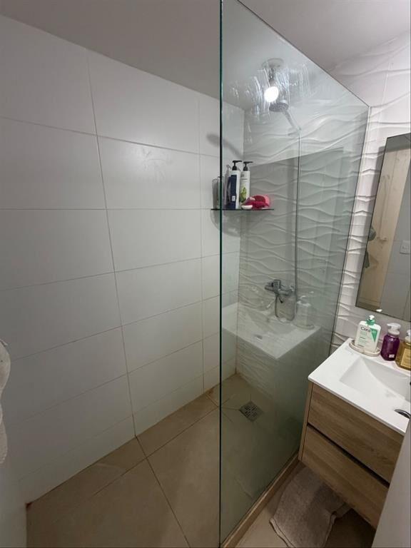 Venta de Apartamento nuevo impecable y con cochera