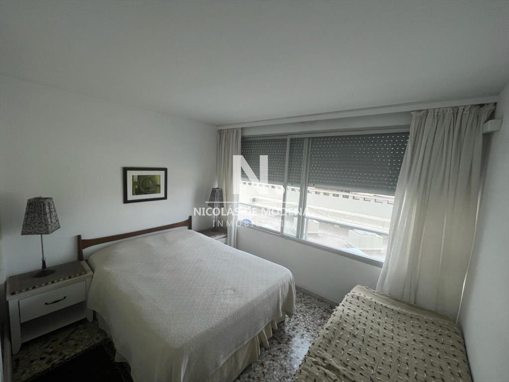 Apartamento en Peninsula Punta del Este de 1