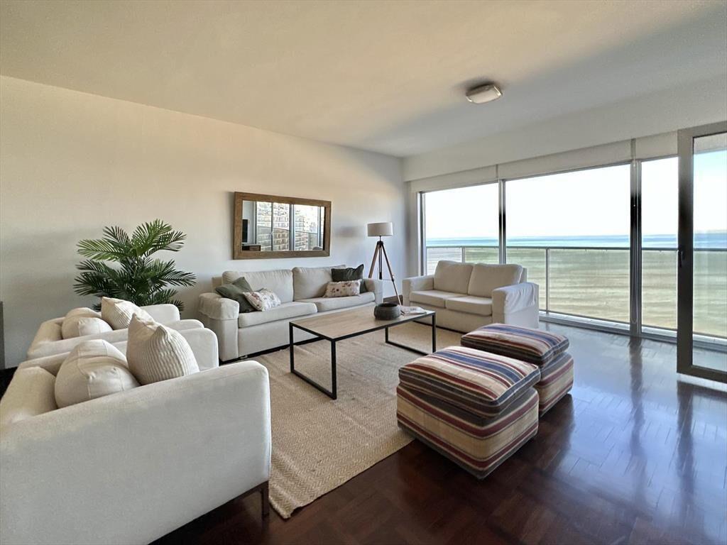 Apartamento en Venta con Renta en Pocitos Montevideo Vista