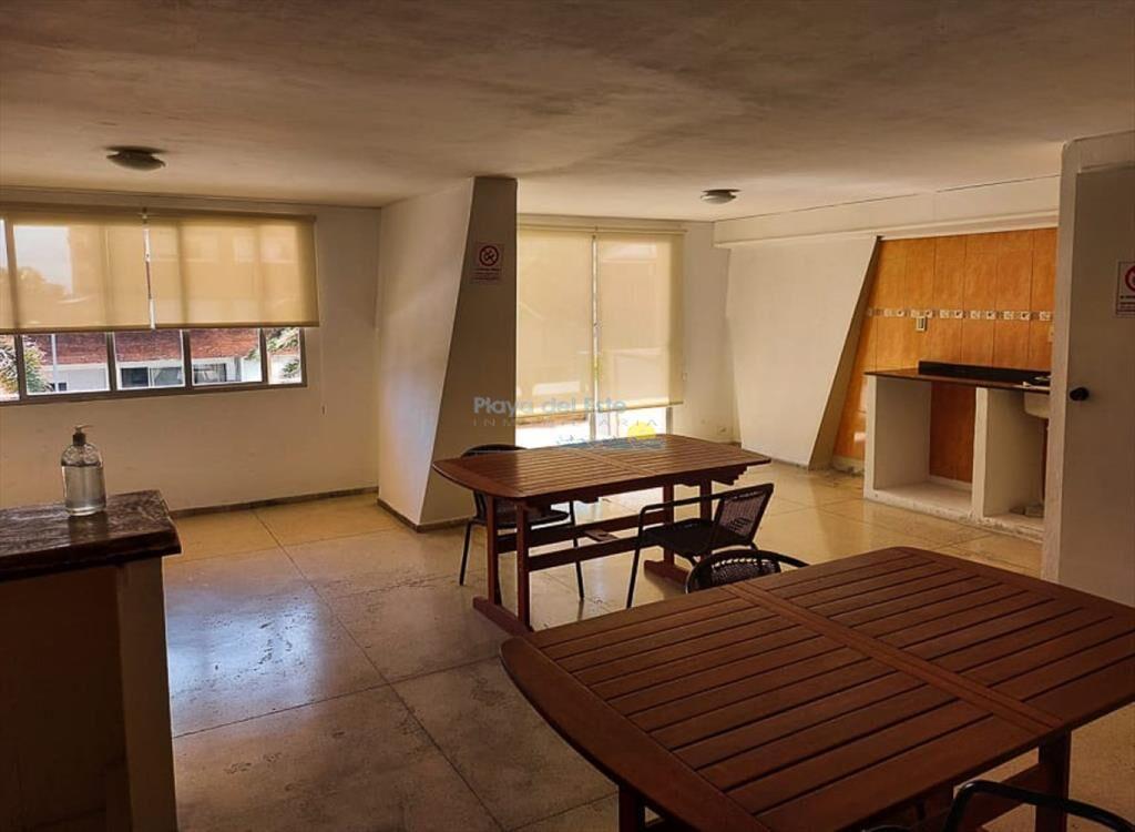 Apartamento en Alquiler de 1 dormitorio en la ,