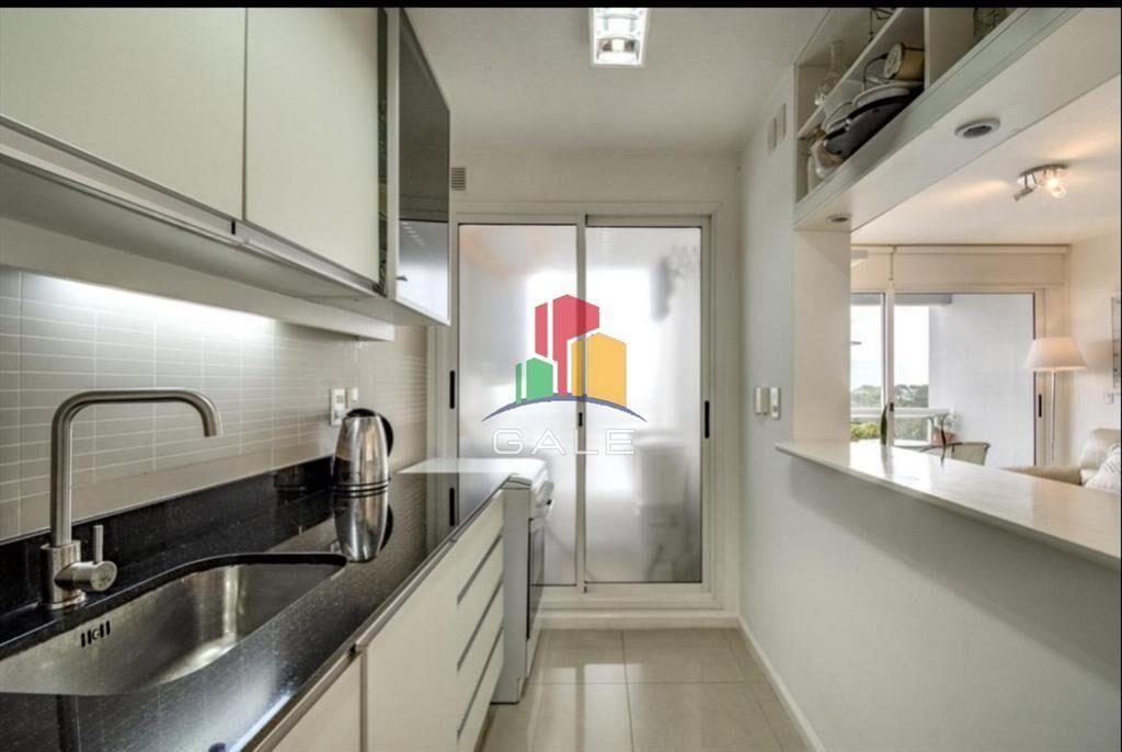 En venta apartamento de 2 dormitorios en Jardines de la Sie