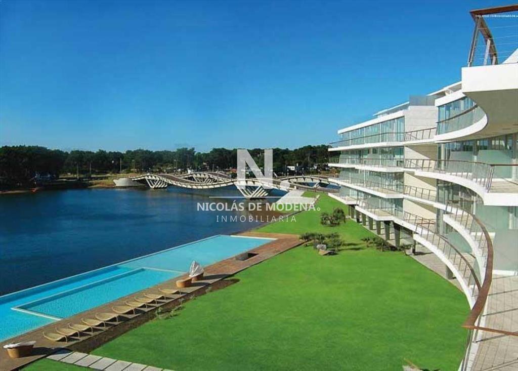Venta Apartamento 4 dormitorios en La Barra con