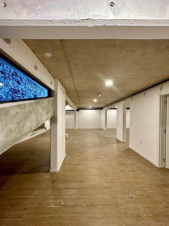 Venta de Local comercial con 200 Mts ² y 7 garages en Cordón