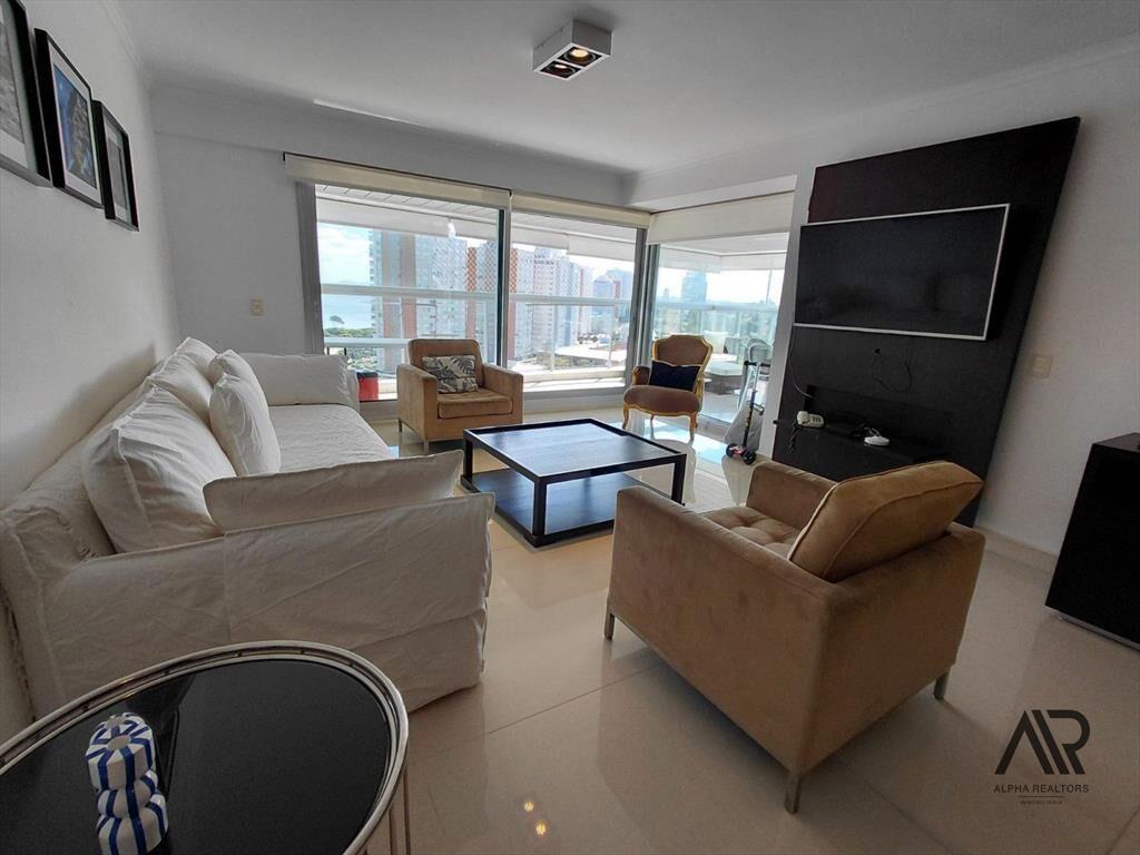 Apartamento en venta c/ cochera en Playa Mansa