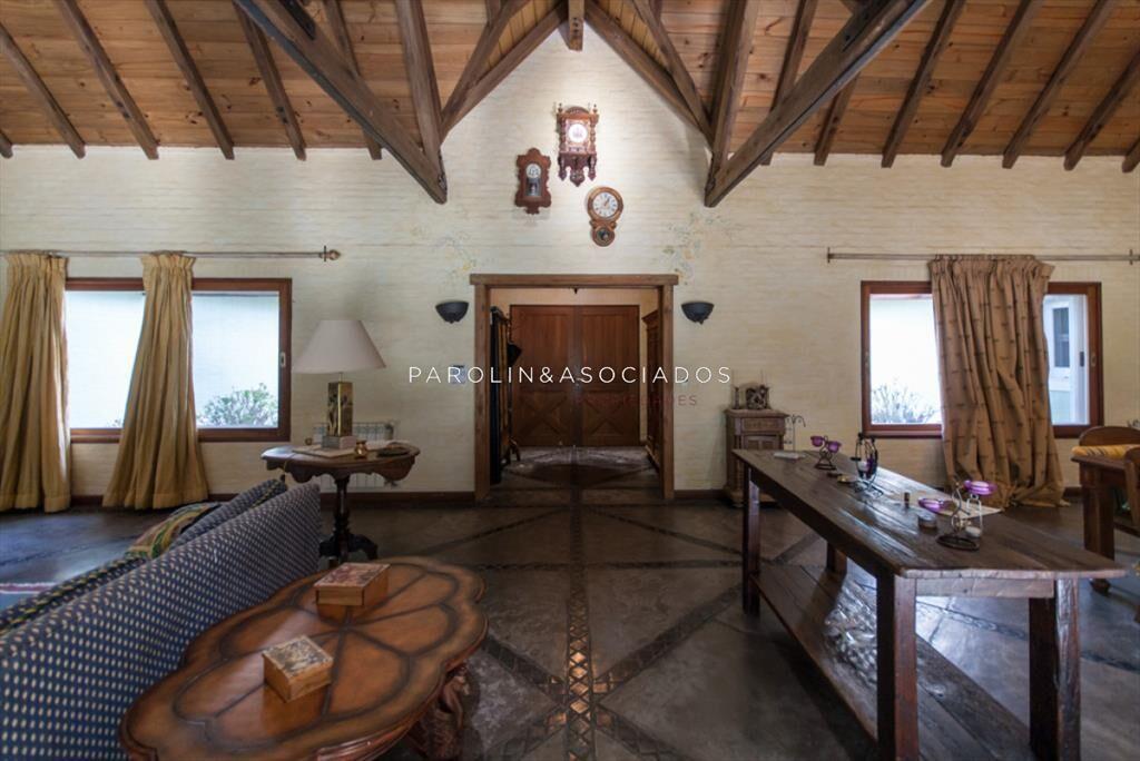 Punta del Este, chalet con 4600 m2 de tierra, 5