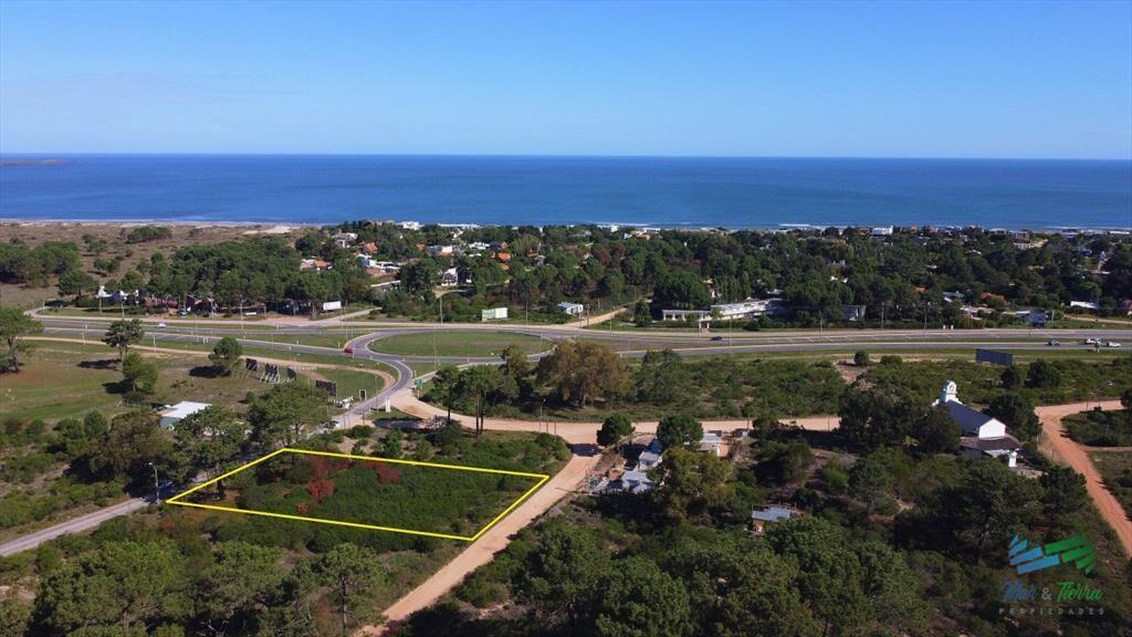 Vendo terreno en Club del lago proximo al mar