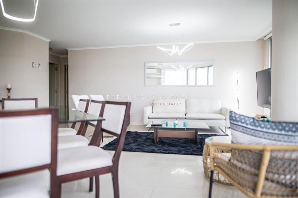 Apartamento en venta en Ocean Drive I, Punta del