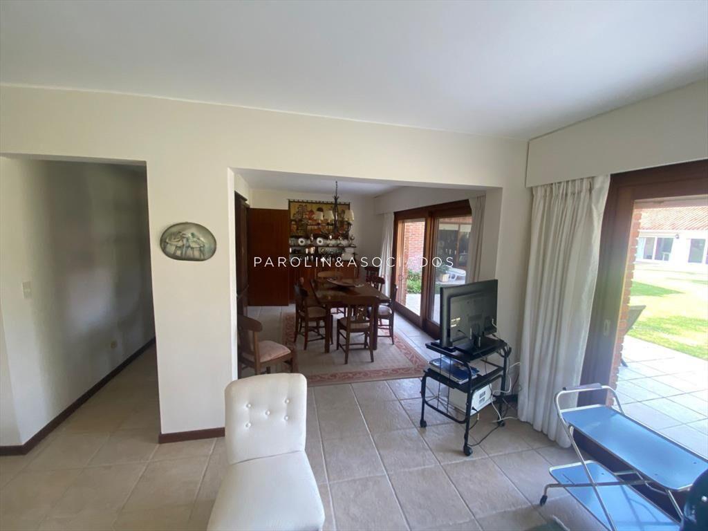Hermosa casa en venta de 4 dormitorios en San Rafael, Punta