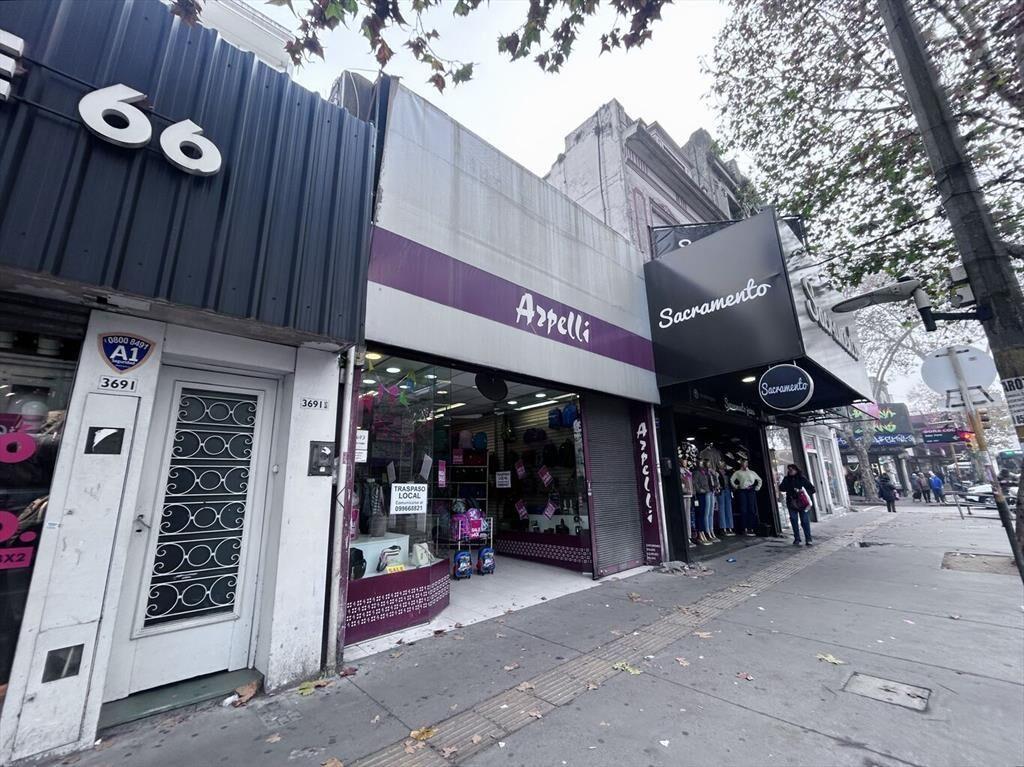 Alquiler local comercial sobre 8 de octubre