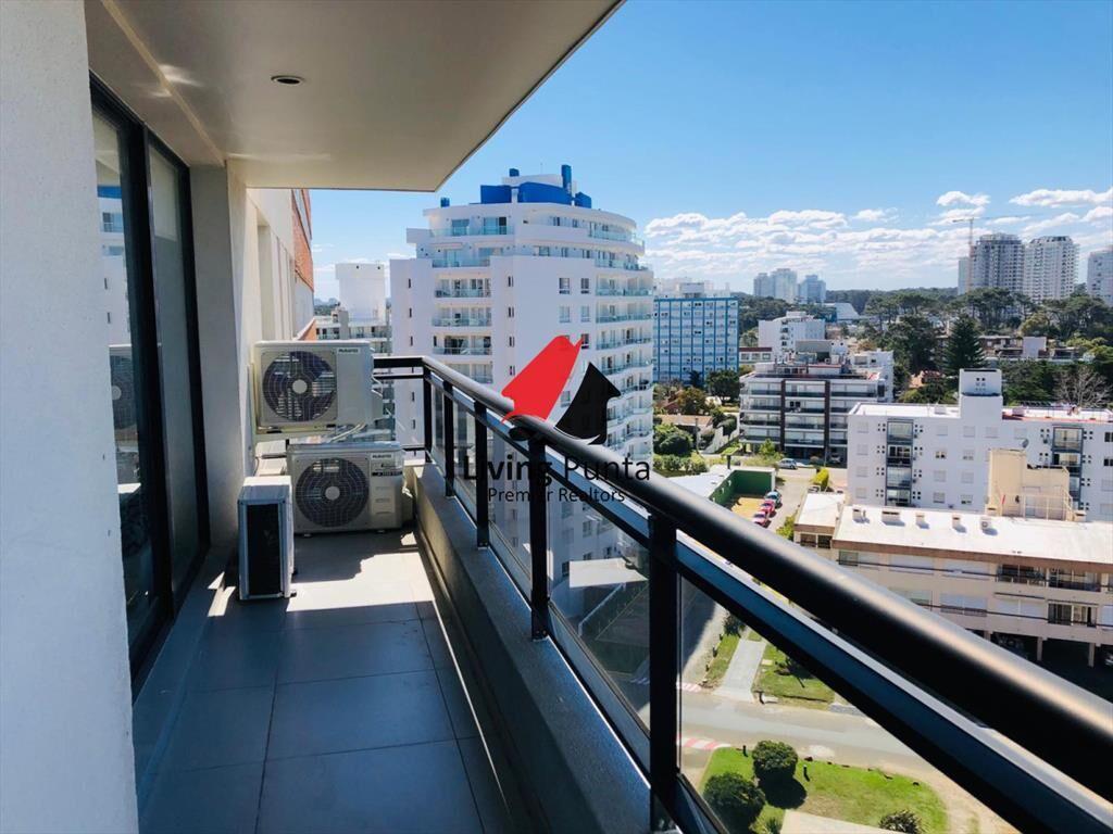 apartamento en alquiler parada 6 de la brava