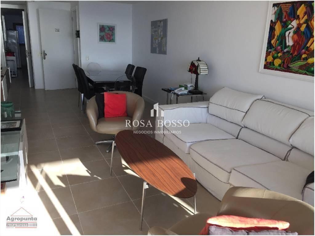 Apartamento en Punta Ballena, 2 dormitorios *