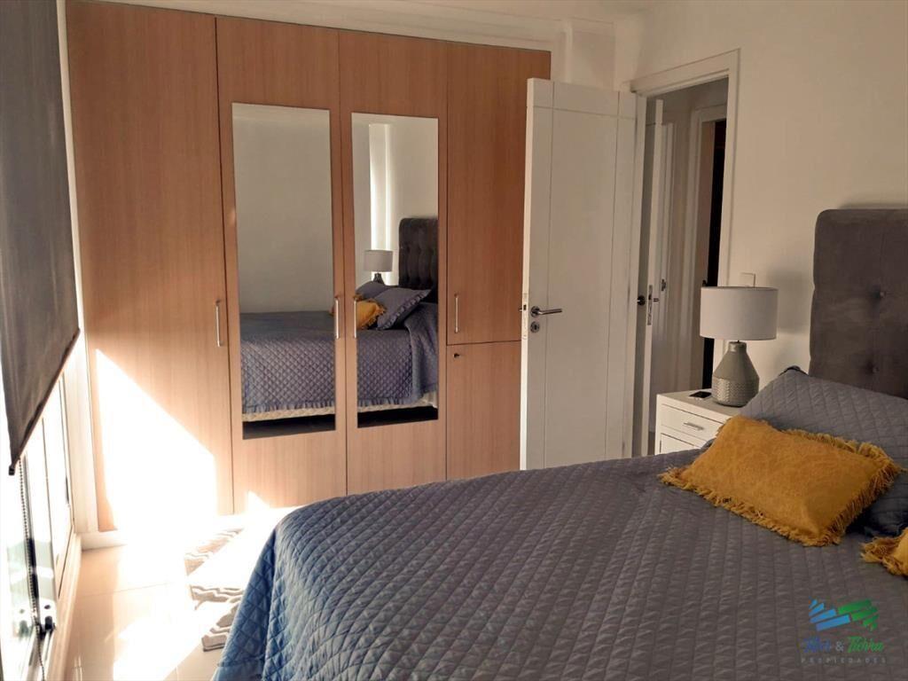 Apartamento en Roosevelt, 2 dormitorios, edificio