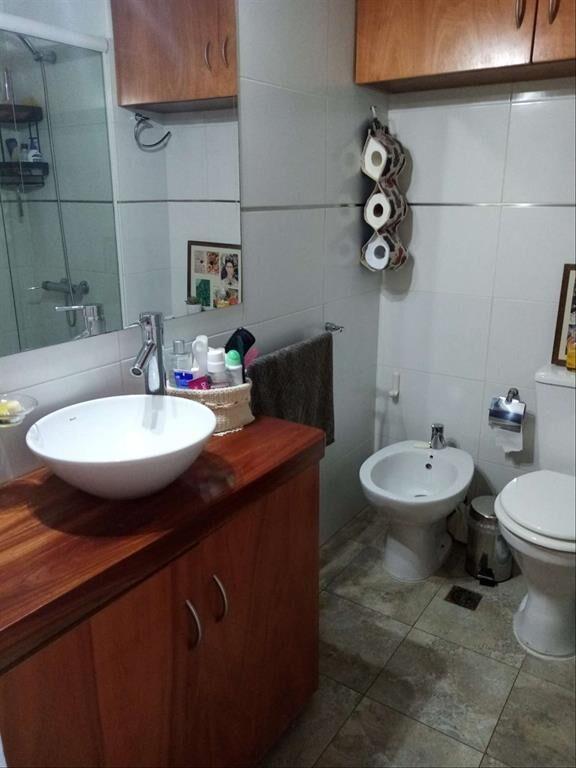 SOBRE RAMBLA PISO ALTO SEMI EQUIPADO