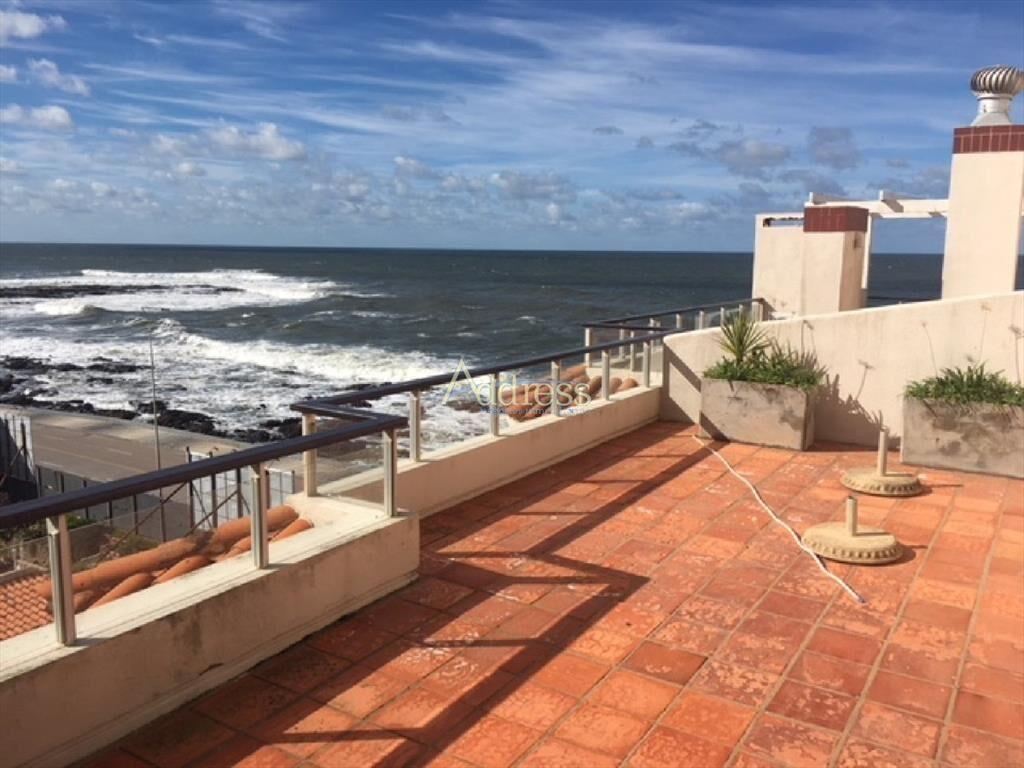 península emir vista al mar, parrillero
