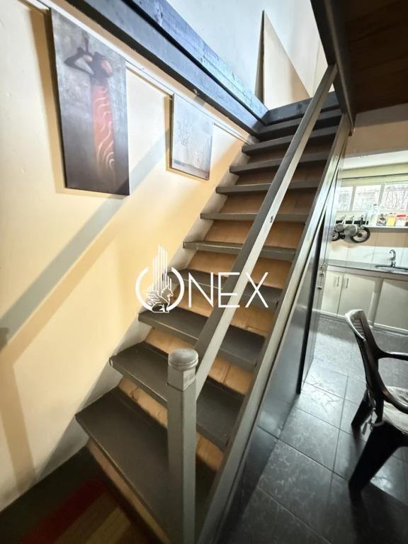 Se venden 2 casas + monoambiente en un mismo -