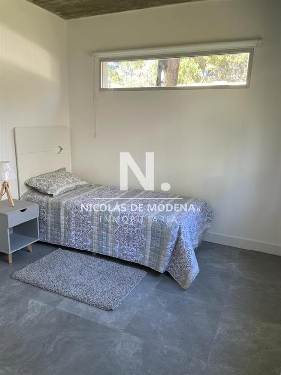CASA EN VENTA EN SOLANAS