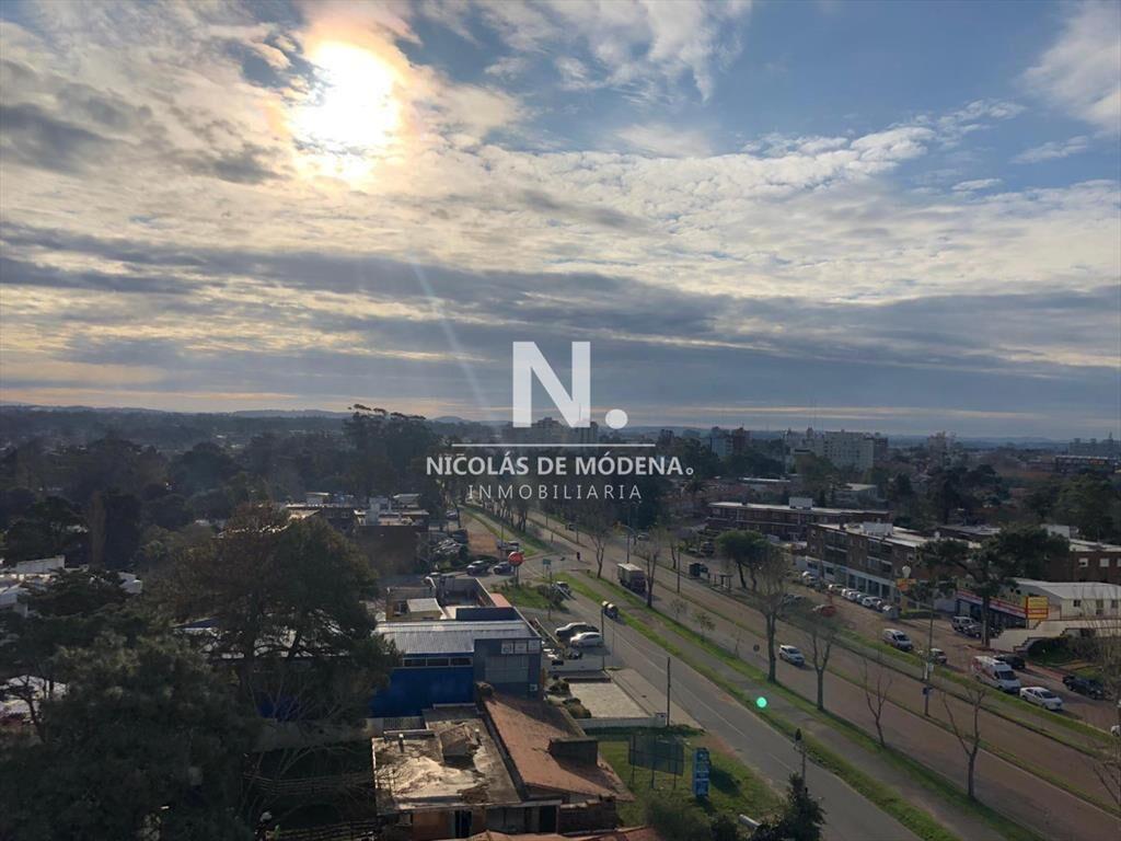 EN VENTA APARTAMENTO 2 DORMITORIOS,ROOSEVELT