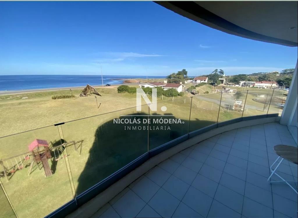 Apartamento  de 2 dormitorios en Mansa - Punta