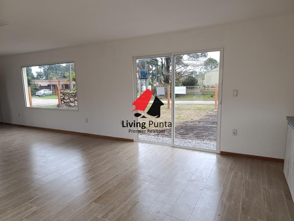 Casa a estrenar en venta - Pinares - Punta del