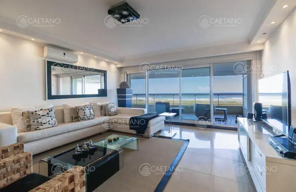 Alquiler apartamento en Punta del Este con vista