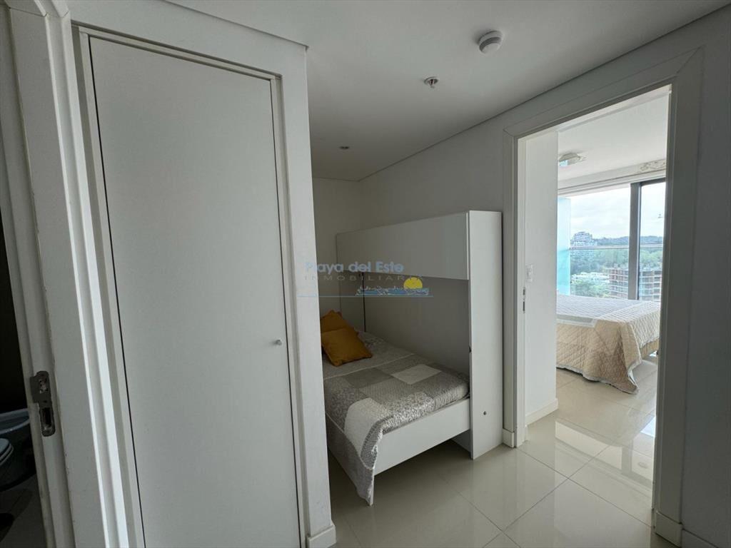 Apto 1 dorm, + plus y balcón