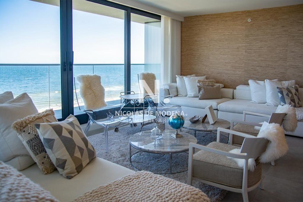 Departamento de 3 suites en Alquiler frente al mar. Venetia