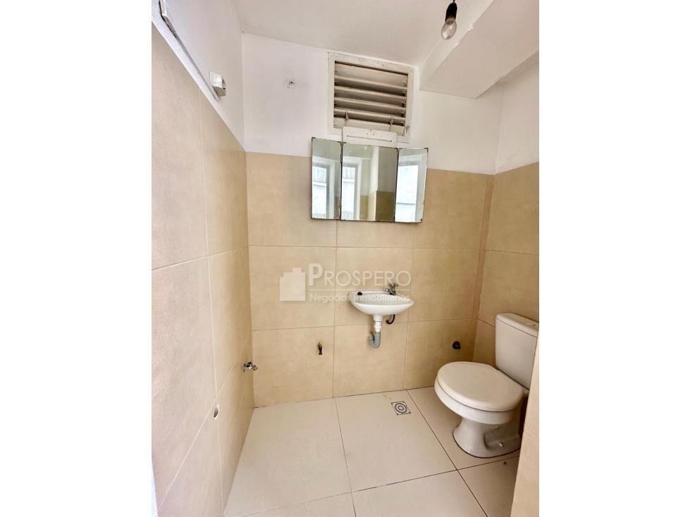 VA1601/P Venta apto 3 dormitorios Centro garaje CON RENTA