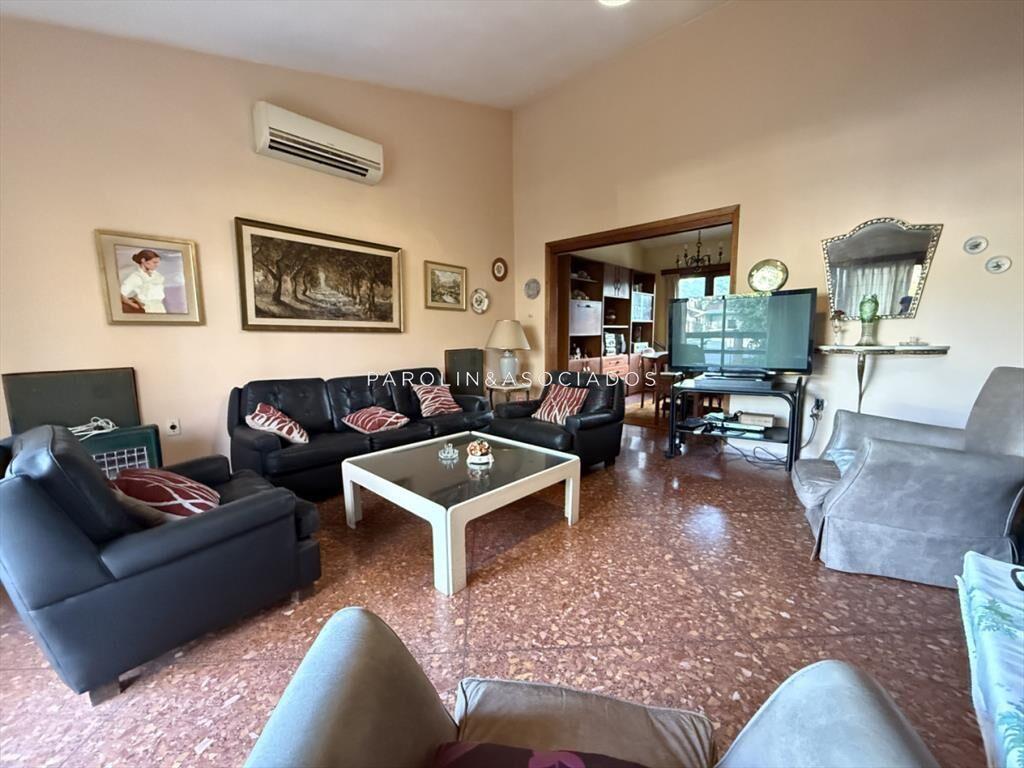 Ideal en Cantegril: Comodidad y Estilo a 5 de