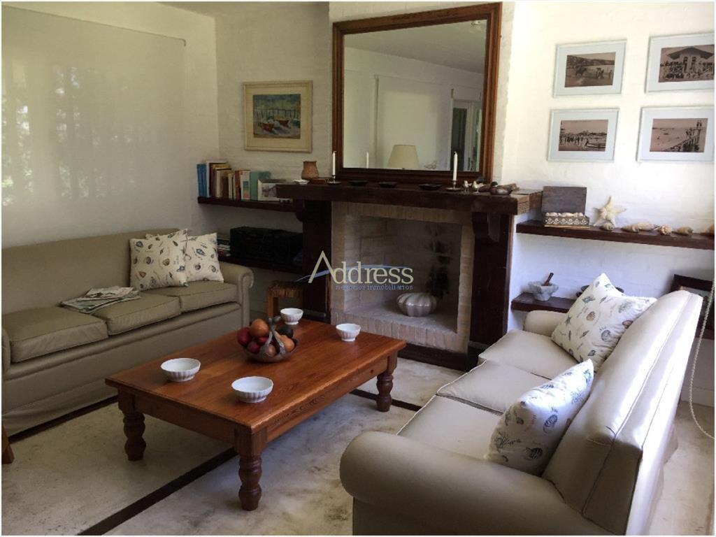 Casa en Rincón del Indio, 3 dormitorios *