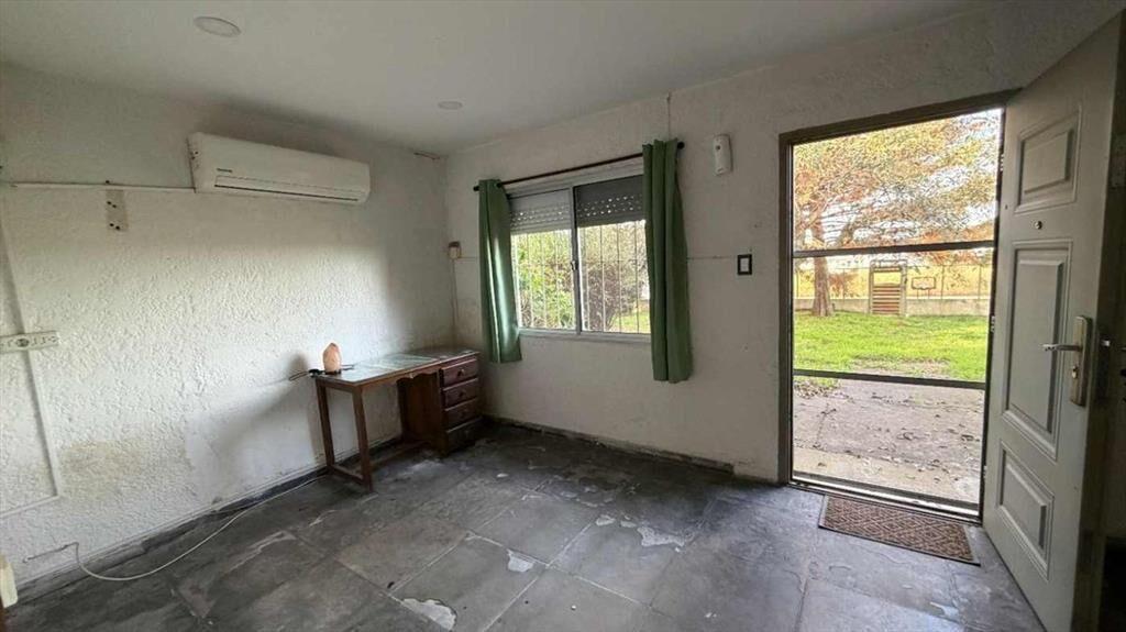 Vendo casa 3 Dormitorios  galpón  Barros Blancos