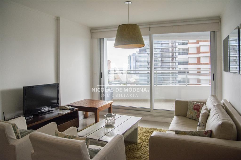 Departamento de 2 dormitorios en venta en torre