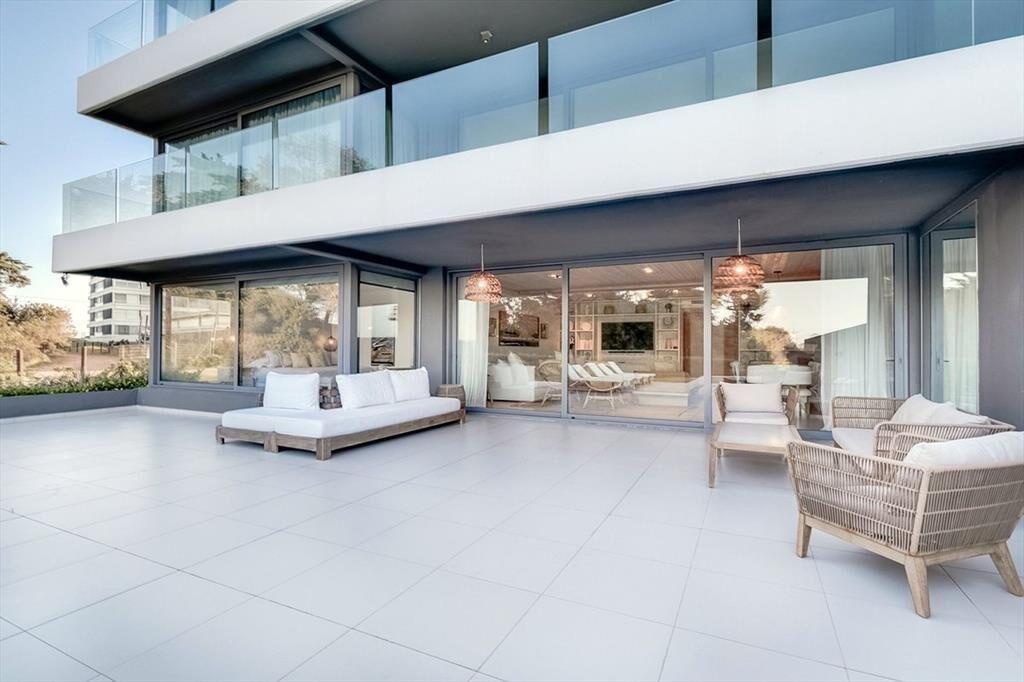 DEPARTAMENTO VENTA TIBURON TERRAZAS PILETA PROPIA