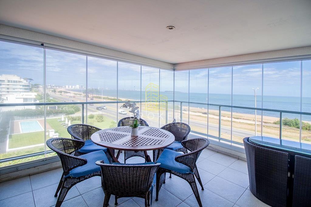 Venta o alquiler de Penthouse en primera linea en