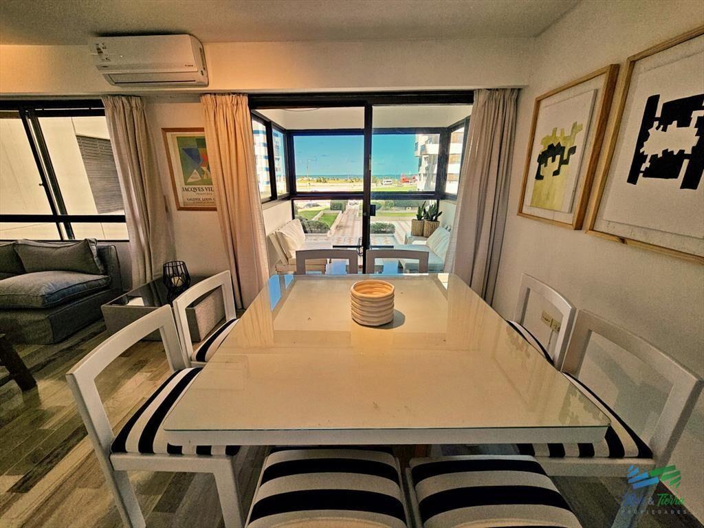 Apartamento de 3 dormitorios, alquiler de temporada, frente