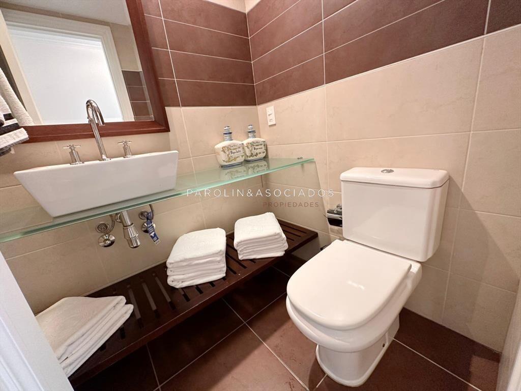 Apartamento de 3 dormitorios en venta en Torre