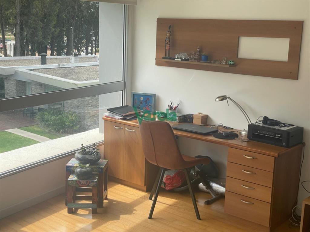 Venta apartamento, Punta Gorda,2 garajes, todos